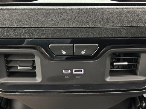 New 2026 GMC Sierra 1500 AT4 w/ AT4 Premium Package AWD/4WD image 7