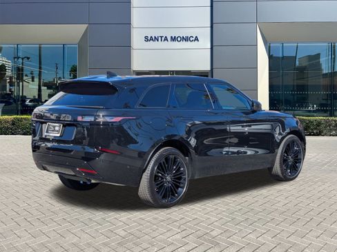 New 2026 Land Rover Range Rover Velar Dynamic SE image 2