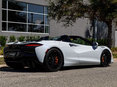 New 2025 McLaren Artura Spider image 11