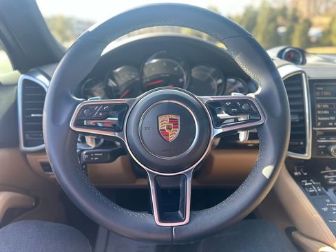 Used 2015 Porsche Cayenne Diesel image 19