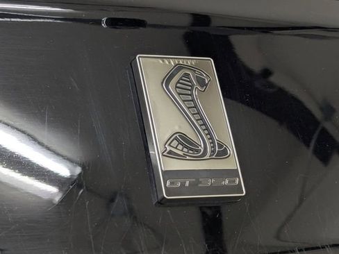 Used 2019 Ford Mustang Shelby GT350 w/ Technology Package RWD image 30
