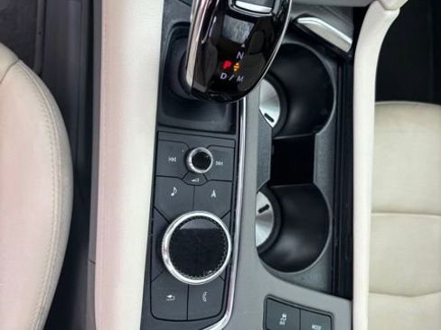 Used 2021 Cadillac XT5 Premium Luxury FWD image 19