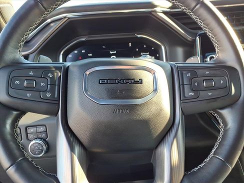 Used 2025 GMC Sierra 1500 Denali Ultimate image 24