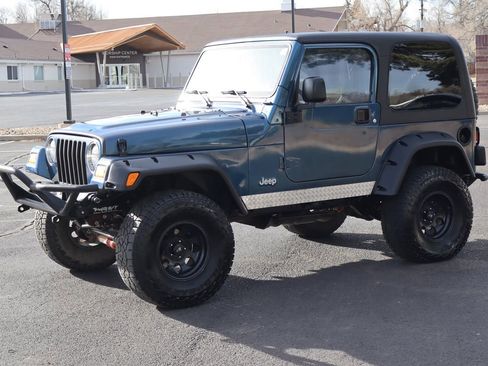 Used 2004 Jeep Wrangler Sahara w/ Dual Top Group image 10