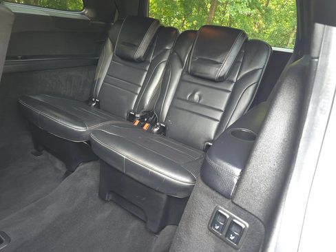 Used 2018 Mercedes-Benz GLS 63 AMG 4MATIC w/ AMG Night Styling Package image 18