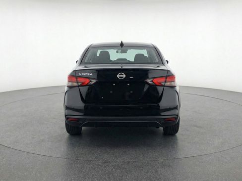 Used 2025 Nissan Versa SV image 7