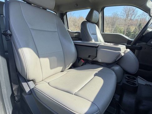 Used 2022 Ford F350 XL w/ Power Equipment Group image 23