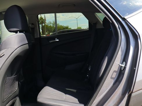 Used 2020 Hyundai Tucson SE FWD image 28