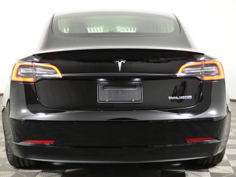 Used 2020 Tesla Model 3 Performance image 8