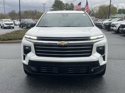 New 2025 Chevrolet Traverse High Country