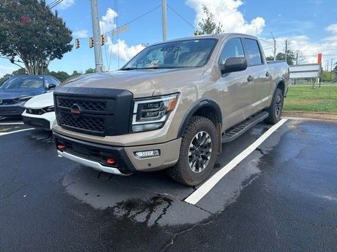Used 2021 Nissan Titan PRO-4X w/ Pro-4x Utility Package AWD/4WD image 3