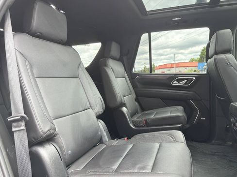 Used 2023 Chevrolet Tahoe LT w/ LT Signature Package AWD/4WD image 19