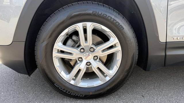 Used 2019 GMC Terrain SLE w/ Driver Convenience Package FWD image 41