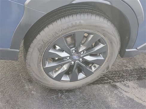 Certified 2025 Subaru Outback Onyx Edition image 5