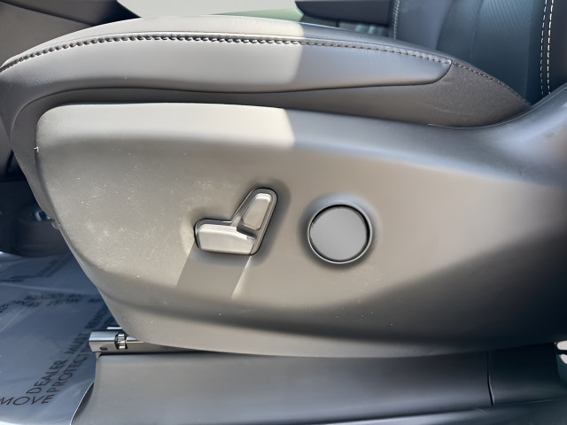 New 2027 Chrysler Pacifica Select FWD image 28