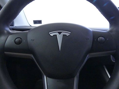 Used 2020 Tesla Model Y Long Range AWD/4WD image 19