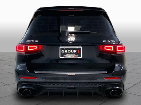 Used 2022 Mercedes-Benz GLB 35 AMG 4MATIC image 4