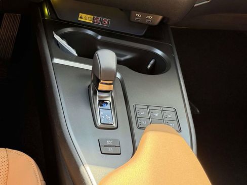 Used 2026 Lexus UX 300h AWD image 15