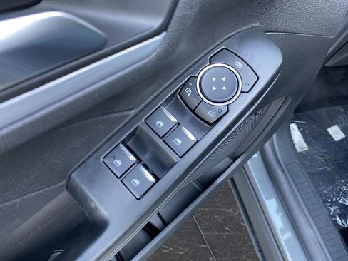 New 2025 Ford Escape SE w/ PHEV Premium Package image 38