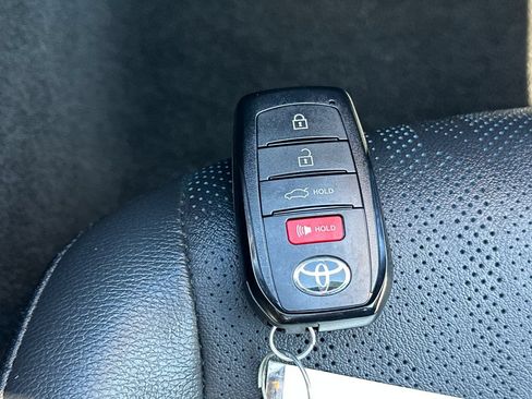 Used 2025 Toyota Camry XSE FWD image 41