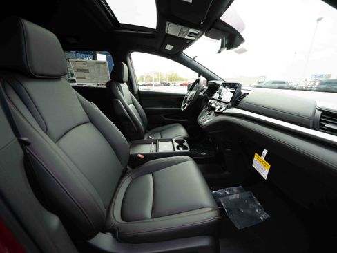 New 2026 Honda Odyssey Sport-L image 27