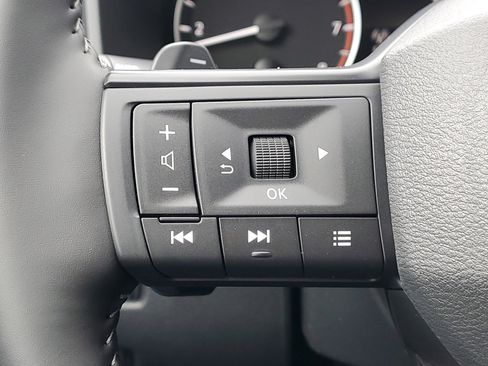 New 2026 Nissan Rogue SV w/ Cold Weather Package AWD/4WD image 9
