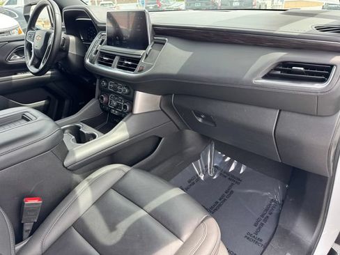 Used 2024 Chevrolet Suburban LT AWD/4WD image 5