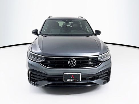 Used 2024 Volkswagen Tiguan SE R-Line w/ MDO Package, Three-Row FWD image 2