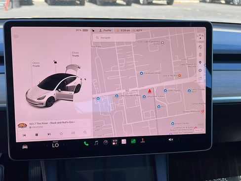 Used 2022 Tesla Model 3 Long Range AWD/4WD image 15
