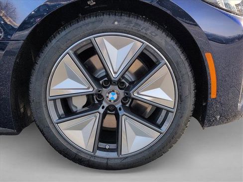 New 2026 BMW i4 xDrive40i image 10