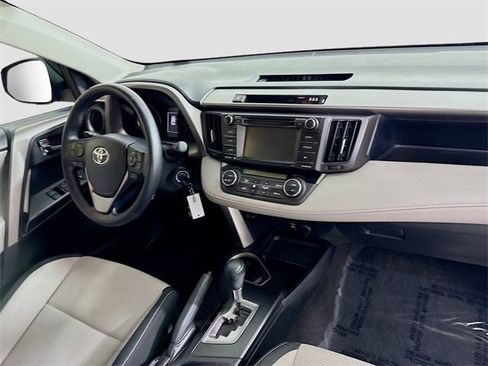 Certified 2017 Toyota RAV4 XLE image 27