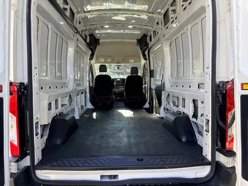 Used 2024 Ford Transit 250 148 High Roof RWD image 8