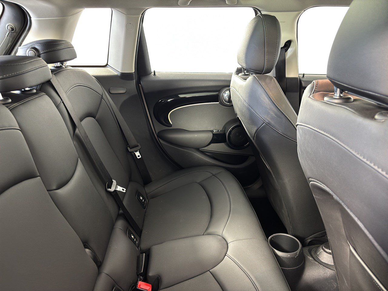 Certified 2024 MINI Cooper S FWD image 29