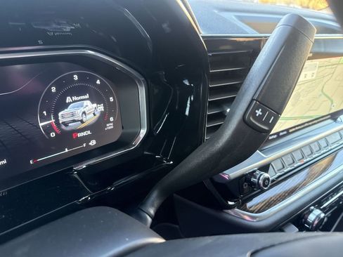 New 2026 GMC Sierra 1500 SLE image 22