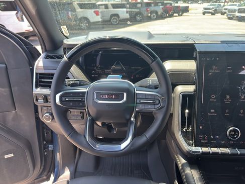 Used 2026 GMC Yukon Elevation w/ Elevation Premium Package AWD/4WD image 27