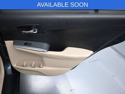 Used 2014 Toyota Camry LE FWD image 30