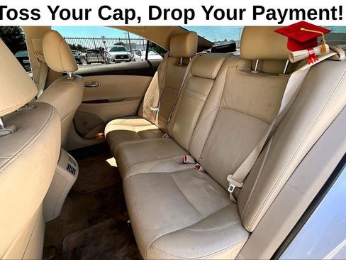 Used 2011 Lexus ES 350 FWD image 32