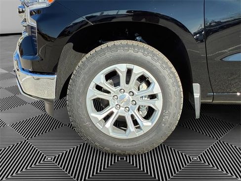 New 2025 Chevrolet Silverado 1500 LTZ w/ LTZ Premium Package image 9