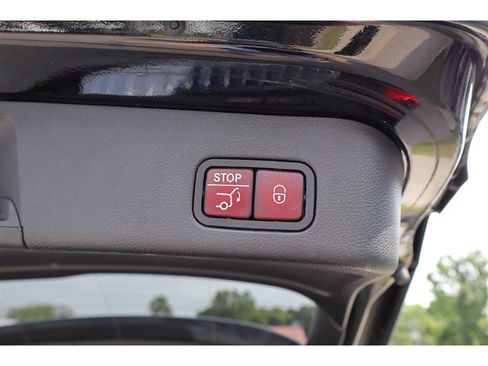 Used 2018 Mercedes-Benz GLE 350 image 54