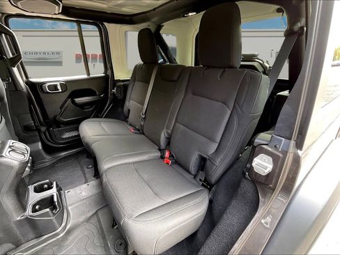 Used 2020 Jeep Wrangler Unlimited Sport AWD/4WD image 22