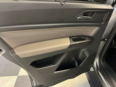 Certified 2022 Volkswagen Atlas SE AWD/4WD image 18