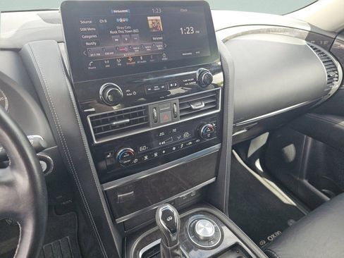 Used 2024 INFINITI QX80 Luxe AWD/4WD image 32