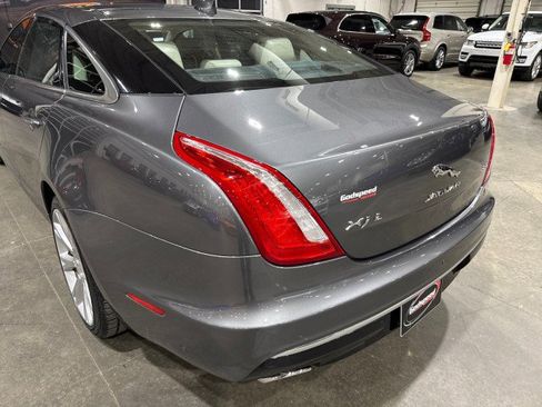 Used 2019 Jaguar XJ L Portfolio image 43
