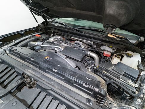 Used 2024 GMC Sierra 2500 AT4 w/ AT4 Preferred Package image 34