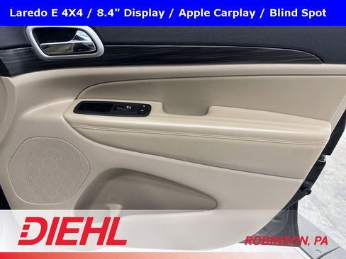 Used 2022 Jeep Grand Cherokee Laredo E image 14