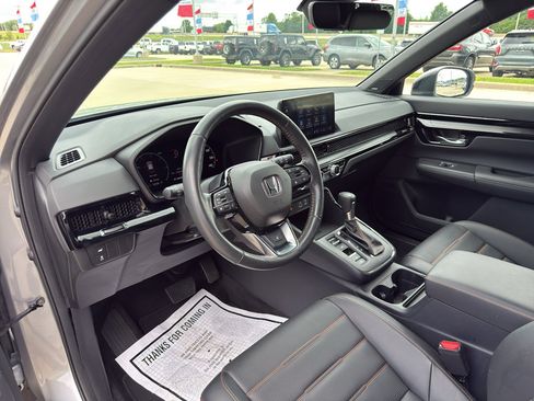 Used 2023 Honda CR-V Sport Touring image 9