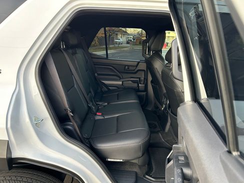 Certified 2025 Toyota 4Runner SR5 image 25