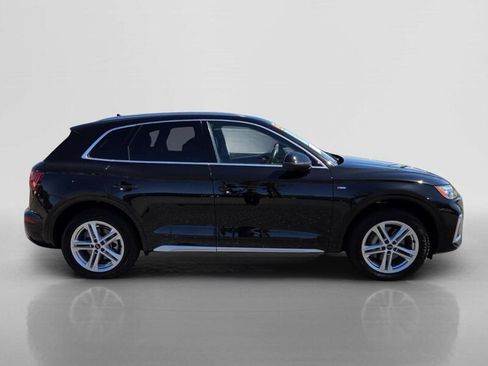 Used 2023 Audi Q5 e Premium Plus w/ Premium Plus Package AWD/4WD image 6