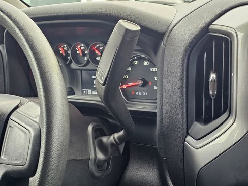 Used 2024 Chevrolet Silverado 1500 Custom Trail Boss w/ Dark Appearance Package image 31