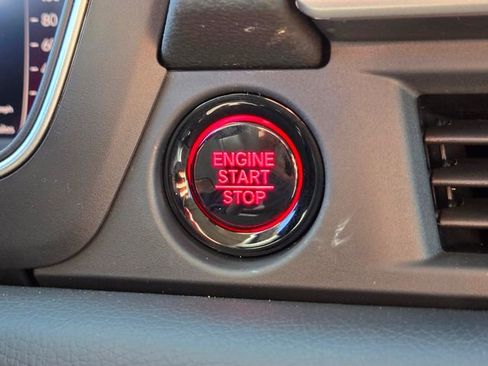 New 2026 Honda Pilot Touring image 15